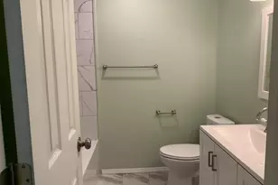 1002 Able St, Elizabethtown, NC 28337 - Photo 5