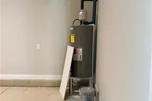 604 Cypress St, Roseboro, NC 28382 - Photo 27