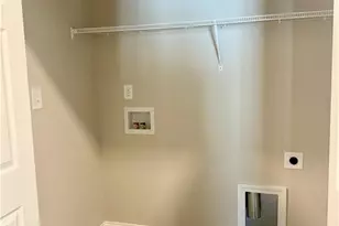 604 Cypress St, Roseboro, NC 28382 - Photo 15