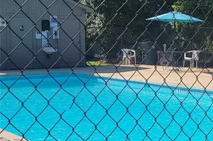 131 Villa Dr, Fayetteville, NC 28311 - Photo 3