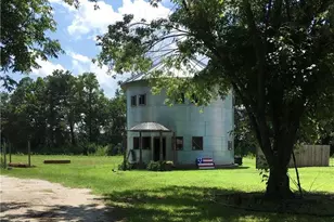 9167 Deep Branch Rd, Pembroke, NC 28372 - Photo 23