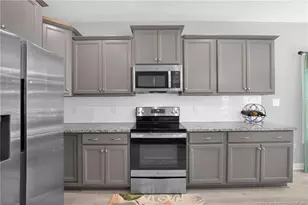 208 Walker Downs Cir, Fayetteville, NC 28305 - Photo 19