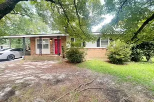 639 Berwick Dr, Fayetteville, NC 28314 - Photo 1