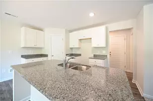 2009 Black Bear Ct, Hope Mills, NC 28348 - Photo 11