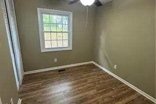 7298 Ryan St, Fayetteville, NC 28314 - Photo 5