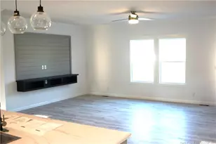 120 Lee County Line Rd, Broadway, NC 27505 - Photo 5