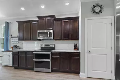 7487 Glen Raven Drive, Fayetteville, NC 28306 - Photo 17