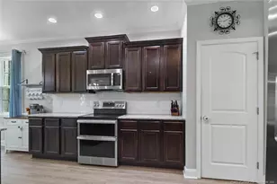 7487 Glen Raven Dr, Fayetteville, NC 28306 - Photo 17