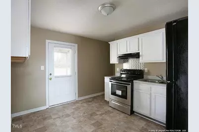 6507 Amanda Circle, Fayetteville, NC 28304 - Photo 3