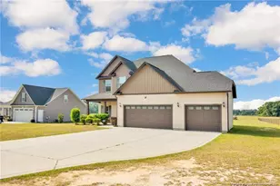 341 Woodington Rd, Hope Mills, NC 28348 - Photo 3