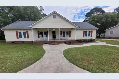 2508 N Roberts Avenue N, Lumberton, NC 28358 - Photo 1
