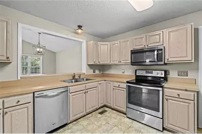 1646 Stonegate N, Sanford, NC 27332 - Photo 15