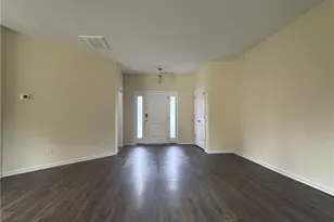 185 Ledgebrook Ln, Raeford, NC 28376 - Photo 3