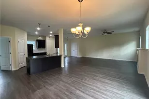 185 Ledgebrook Ln, Raeford, NC 28376 - Photo 9