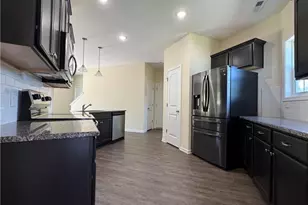 185 Ledgebrook Ln, Raeford, NC 28376 - Photo 15