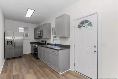 726 W M Street, Erwin, NC 28339 - Photo 5