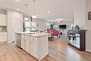 601 Laurel Lake Rd, Salemburg, NC 28385 - Photo 9