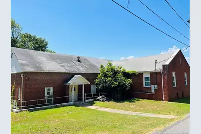 1303 Gaston Avenue, Gastonia, NC 28052 - Photo 3