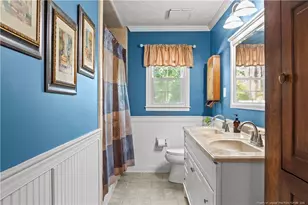 606 McLean St, Raeford, NC 28376 - Photo 21