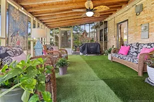 113 Castle Dr, Smithfield, NC 27577 - Photo 9