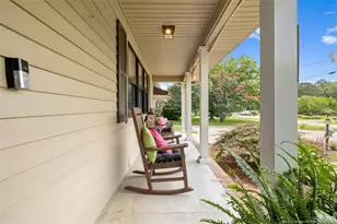 113 Castle Dr, Smithfield, NC 27577 - Photo 5