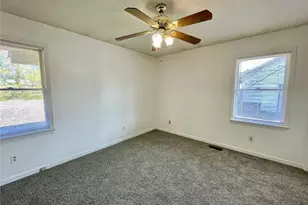 1929 Crestview Dr, Fayetteville, NC 28304 - Photo 3