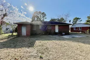 1929 Crestview Dr, Fayetteville, NC 28304 - Photo 15