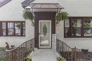 300 S Layton Ave, Dunn, NC 28334 - Photo 1