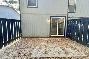 5848 Aftonshire Dr, Fayetteville, NC 28304 - Photo 11