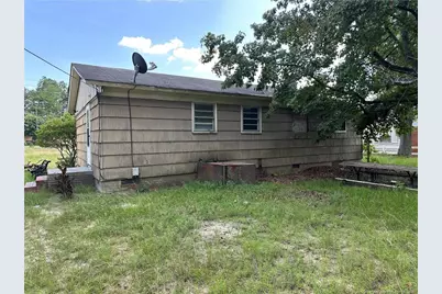 5758 Camden Road, Fayetteville, NC 28306 - Photo 5