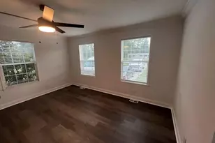 451 E McRainey Rd, Saint Pauls, NC 28384 - Photo 7