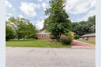 6406 Irvington Court, Fayetteville, NC 28314 - Photo 3