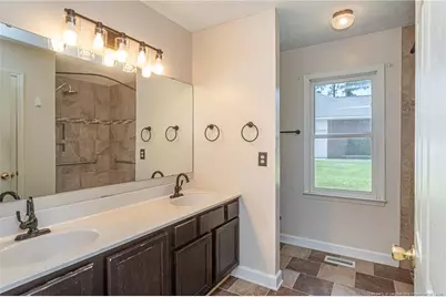 7642 Firethorn Drive, Fayetteville, NC 28311 - Photo 23