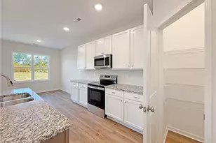 514 Ashley Hts Dr Lot 87, Aberdeen, NC 28315 - Photo 9