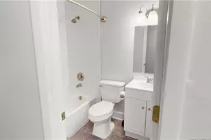 1617 Diplomat Dr, Fayetteville, NC 28304 - Photo 25