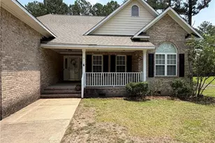 912 Lewis St, Raeford, NC 28376 - Photo 5
