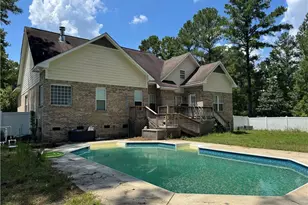 912 Lewis St, Raeford, NC 28376 - Photo 5