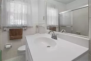 613 E 3rd Ave, Red Springs, NC 28377 - Photo 13