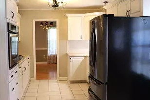 3590 Rosewood Dr, Lumberton, NC 28358 - Photo 5