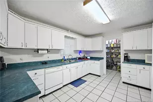 223 Broadwell Rd, Saint Pauls, NC 28384 - Photo 15