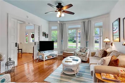 415 E 3rd Avenue, Red Springs, NC 28377 - Photo 9