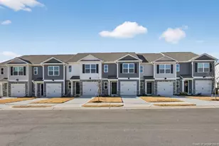 203 Maddox Dr, Aberdeen, NC 28315 - Photo 7