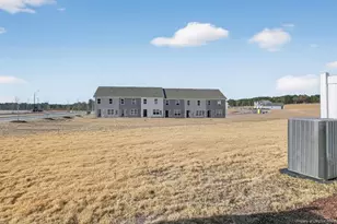 203 Maddox Dr, Aberdeen, NC 28315 - Photo 37