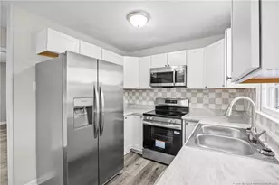 2803 Shade Tree Dr, Fayetteville, NC 28306 - Photo 9