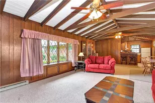 1004 Iona St, Fairmont, NC 28340 - Photo 5