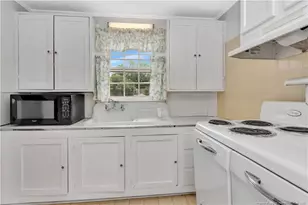 1004 Iona St, Fairmont, NC 28340 - Photo 35