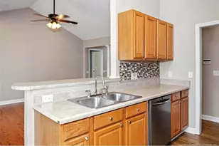 708 Brookfield Rd, Pembroke, NC 28372 - Photo 15