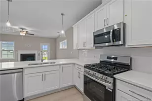 274 Rough Rdg Trl, Aberdeen, NC 28315 - Photo 13