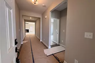 524 Grassy Gap Trl, Aberdeen, NC 28315 - Photo 3