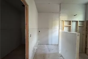 877 Elderberry Dr, Vass, NC 28394 - Photo 9